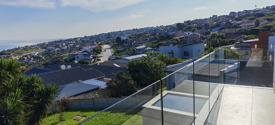 4 Bedroom Property for Sale in Dana Bay Western Cape